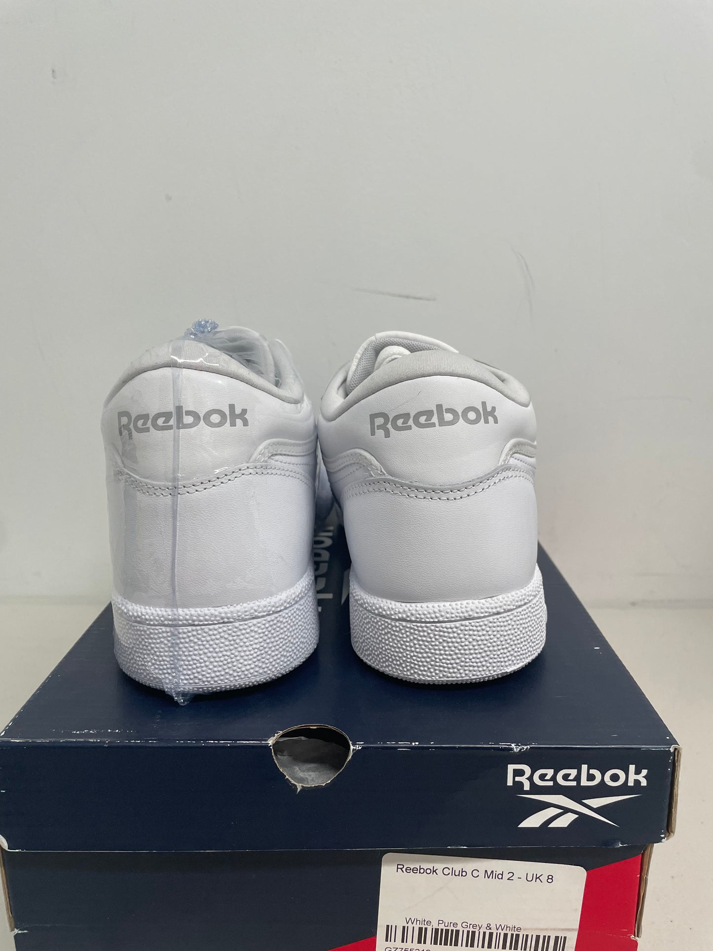 Reebok “club c”